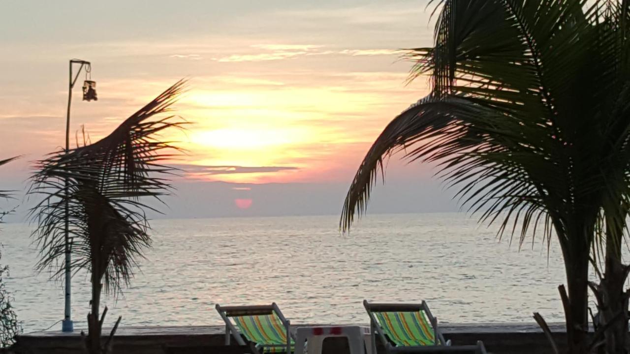 Viking Holiday Resort Ko Samet Extérieur photo